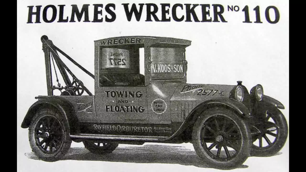 Read more about the article What Is The Oldest Tow Truck?