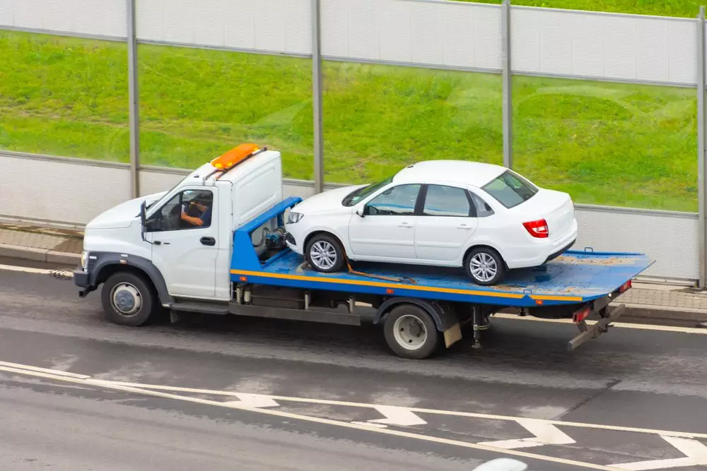 How Much Does It Cost To Tow A Car In Florida?