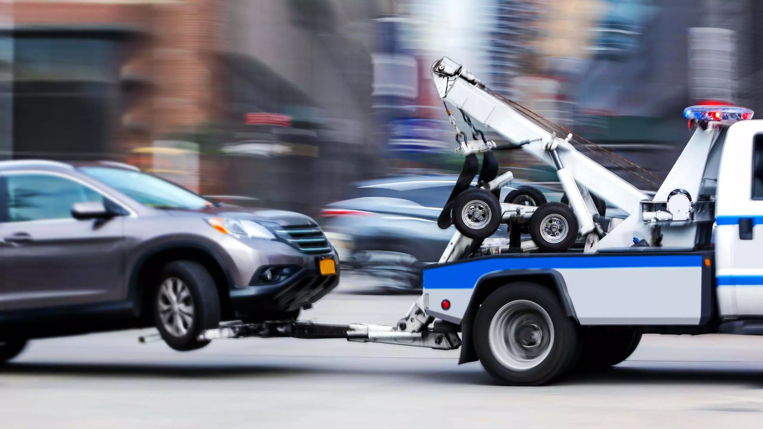 Read more about the article What Vehicle Can Tow 7000 Lbs?