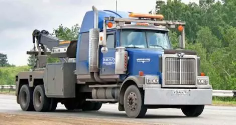 You are currently viewing What Is The Difference Between Light-duty Towing And Heavy Duty Towing?