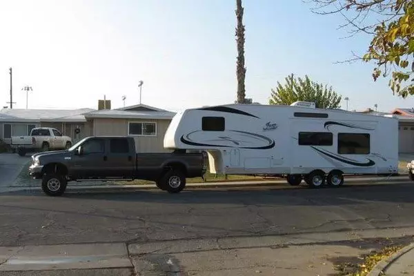 How Fast Can You Tow A 5th Wheel?