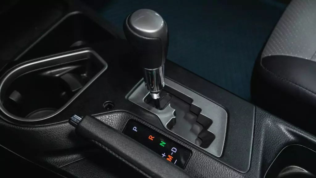 Is It OK To Manually Shift An Automatic Car?